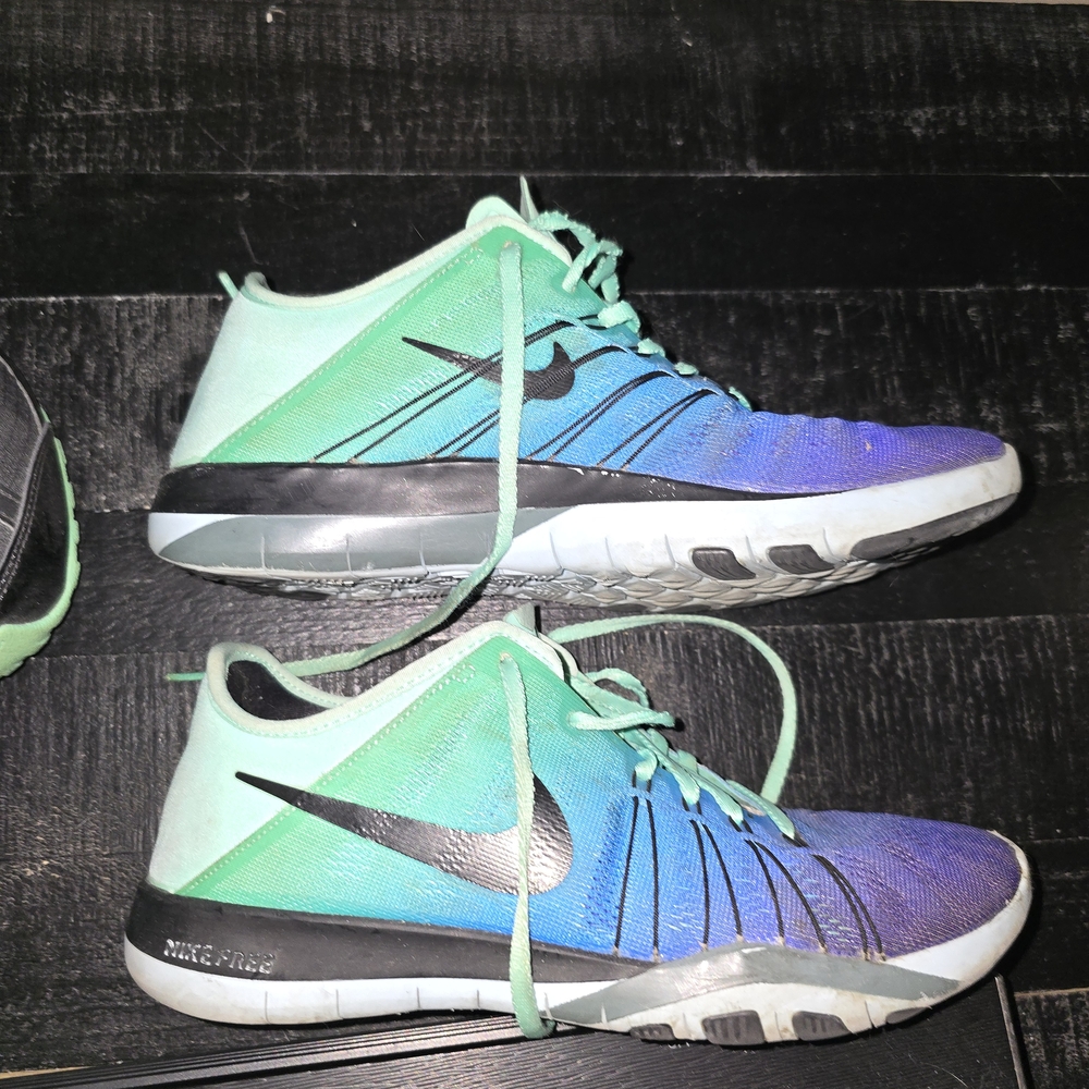 Nike Blue and Green Athletic Shoes